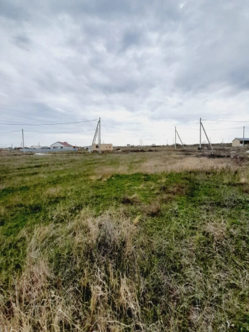 Купить земельный участок на улице Заречная в Республике Калмыкия. Вариант № 33334, 4, площадь -  квм, цена 1100000 рублей