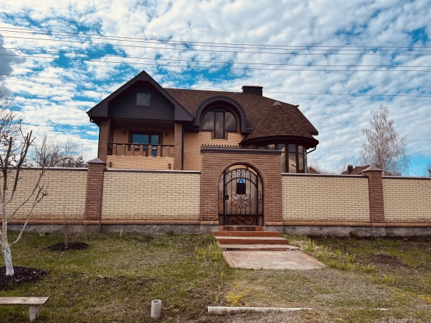 Купить дом в Белгороде. Вариант № 3537, 0, площадь -  квм, цена 18000000 рублей