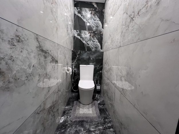 Купить трехкомнатную квартиру на улице Олега Кошевого в Калининграде. Вариант № 8480716, 13, площадь -  квм, цена 12650000 рублей