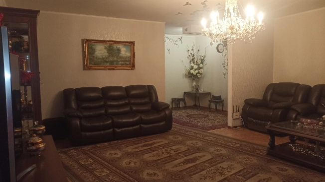 Купить четырехкомнатную квартиру в Волгограде. Вариант № 9708574, 0, площадь -  квм, цена 13000000 рублей