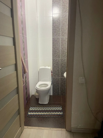 Купить трехкомнатную квартиру в Новосибирске. Вариант № 3045991, 5, площадь -  квм, цена 12300000 рублей