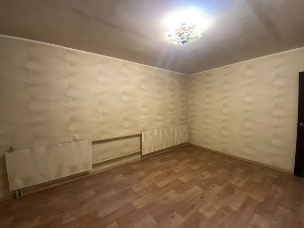 Купить квартиру на вторичке в Микрорайоне Свердлова, Йошкар-Ола в Йошкар-Оле. Вариант № 10214267, 8, площадь - квм, цена 4390000 рублей