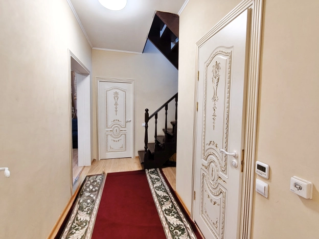 Купить дом в Москве. Вариант № 2052103, 18, площадь -  квм, цена 14000000 рублей