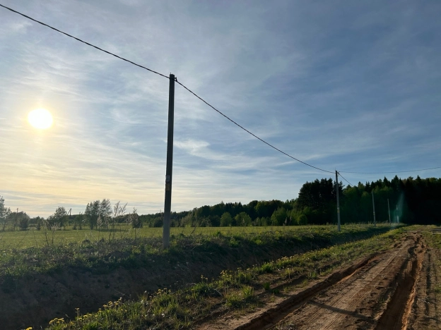 Купить земельный участок в Вологодской области. Вариант № 22768, 2, площадь -  квм, цена 330000 рублей