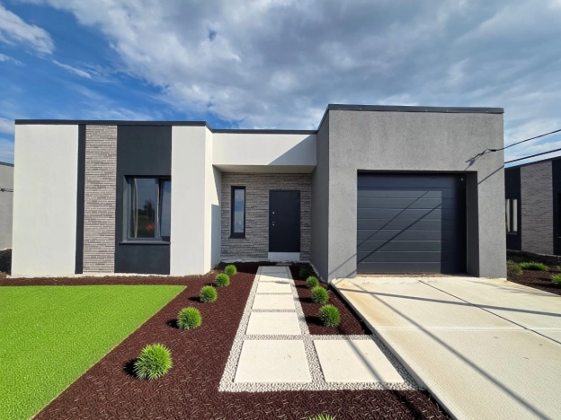 Купить дом на улице Матросова в Республике Башкортостан. Вариант № 5444185, 0, площадь -  квм, цена 9800000 рублей