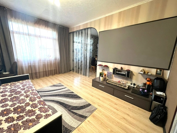 Купить двухкомнатную квартиру на улице Школьная в Калужской области. Вариант № 51771, 8, площадь -  квм, цена 6240000 рублей