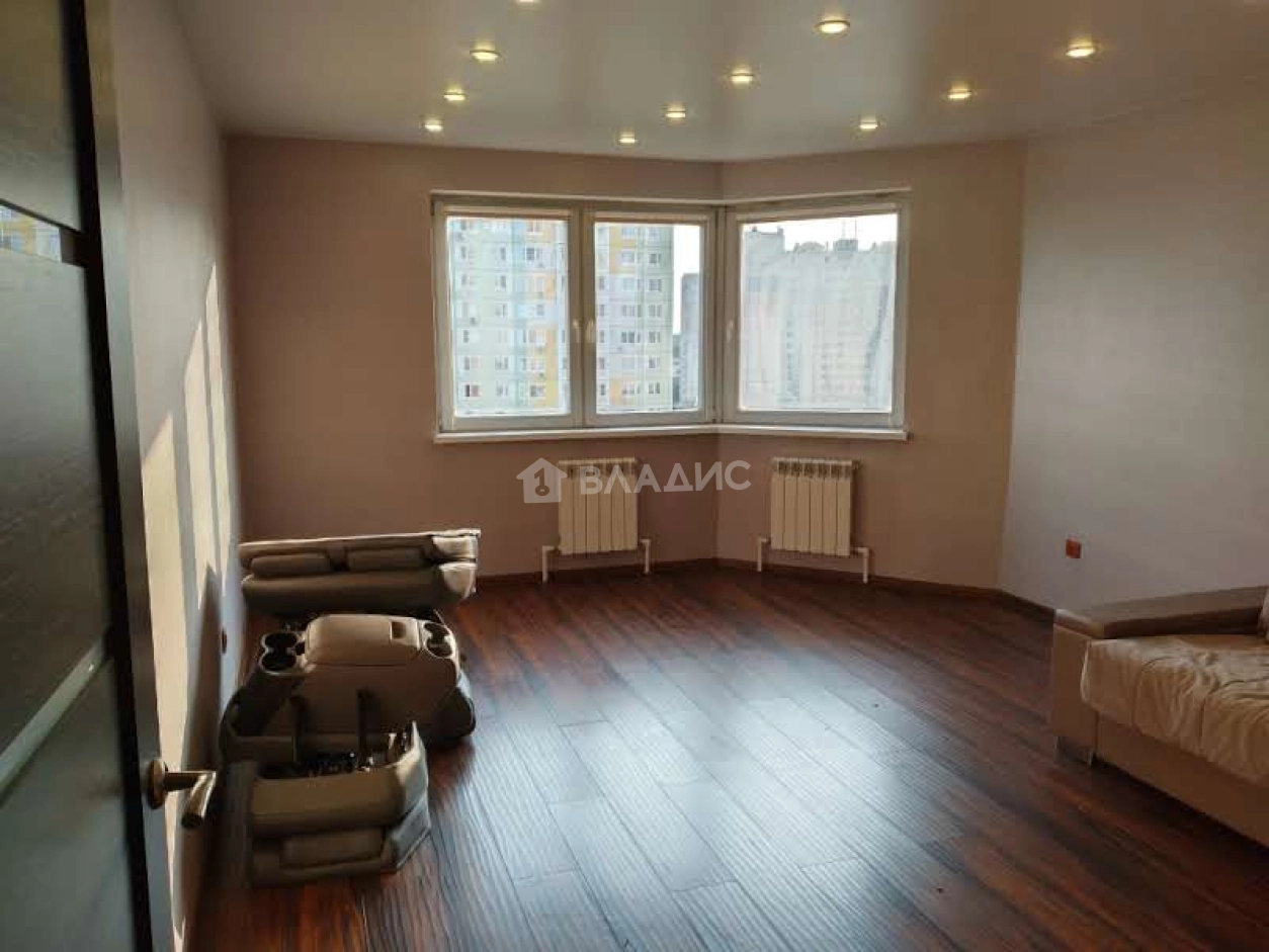 Photo https://36000382-a1c2-4a8a-a109-3fc3bfc73cf7.selcdn.net/App/Entity/ObjectRealty/ObjectRealty/XZ/2a544bb8-5a7c-4aa0-b803-b9b44732a310/BmrOeeQ7Gt9DiIEViPCGr7N9l6wT8rr0mLLfPExl.jpg.compressed.webp
