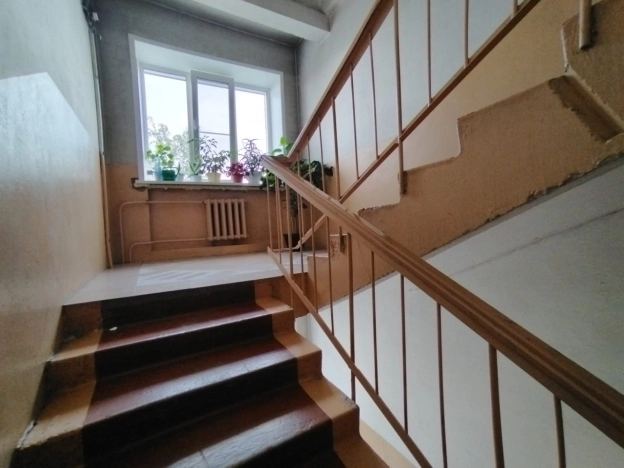 Купить квартиру со свободной планировкой в Бийске. Вариант № 4007684, 2, площадь -  квм, цена 6300000 рублей