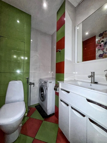 Купить квартиру в Москве. Вариант № 8414328, 22, площадь -  квм, цена 20000000 рублей