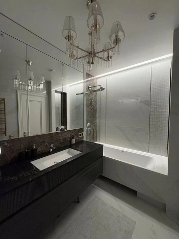 Купить трехкомнатную квартиру в районе Московский в Санкт-Петербурге. Вариант № 33988, 24, площадь -  квм, цена 64990000 рублей