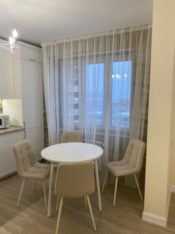 Купить двухкомнатную квартиру на улице Пыжёвский переулок в Москве. Вариант № 10034963, 8, площадь -  квм, цена 20000000 рублей