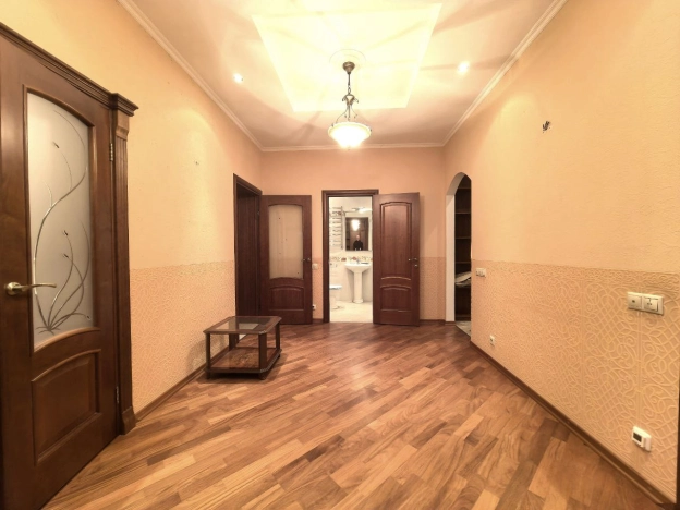 Купить трехкомнатную квартиру в Королёве. Вариант № 9074541, 10, площадь - квм, цена 20900000 рублей