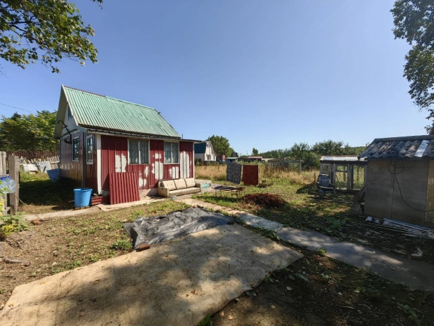 Купить земельный участок в Южно-Сахалинске. Вариант № 2461164, 2, площадь -  квм, цена 1600000 рублей