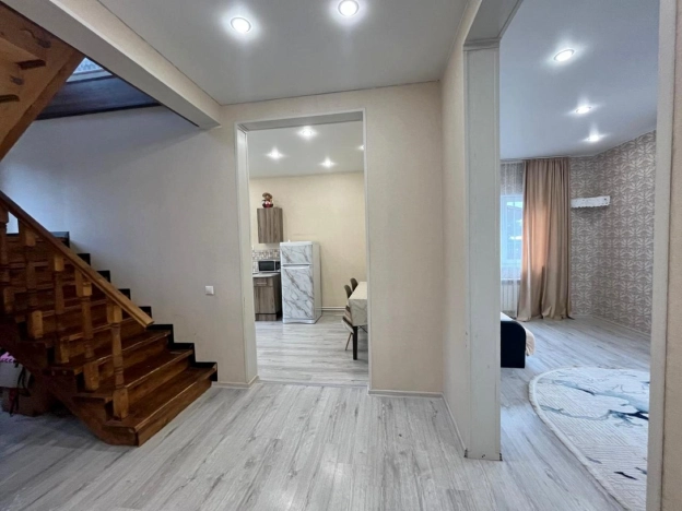 Купить дом в Москве. Вариант № 8490347, 4, площадь -  квм, цена 9500000 рублей