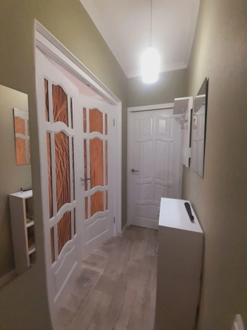 Купить трехкомнатную квартиру на улице 6-я Линия в Ростовской области. Вариант № 3948136, 4, площадь -  квм, цена 9600000 рублей