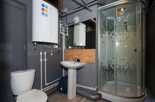 Купить коммерческую недвижимость в Тобольске. Вариант № 14638, 39, площадь -  квм, цена 21000000 рублей