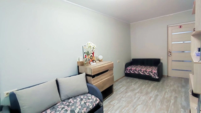 Купить трехкомнатную квартиру в Калуге. Вариант № 49596, 13, площадь -  квм, цена 4800000 рублей