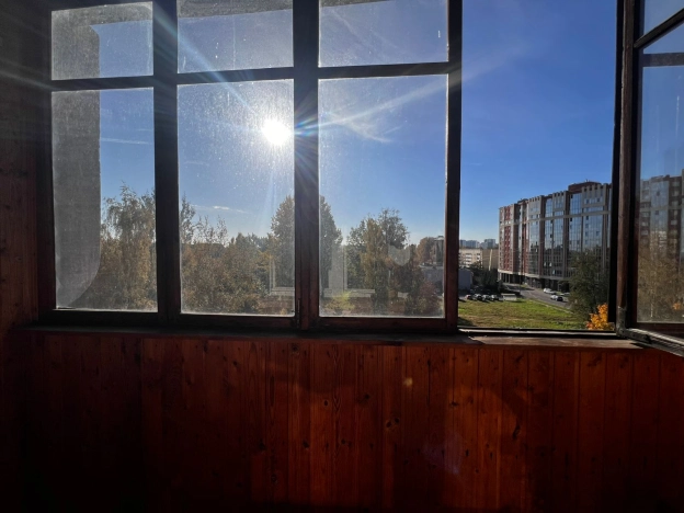 Купить двухкомнатную квартиру в Ленинградской области. Вариант № 3876365, 10, площадь -  квм, цена 7800000 рублей