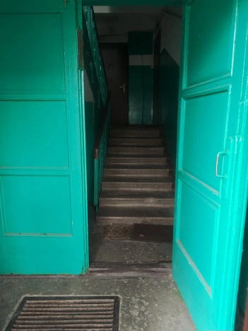 Купить двухкомнатную квартиру на улице Полевая в Калужской области. Вариант № 9158129, 16, площадь -  квм, цена 4100000 рублей