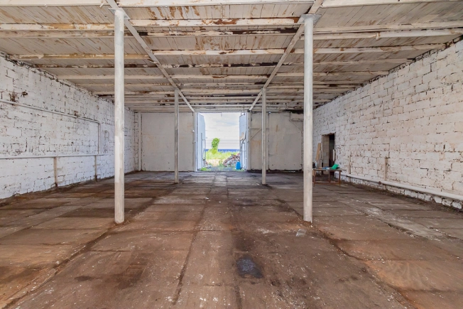 Купить коммерческую недвижимость свободного назначения в Омске. Вариант № 3393, 7, площадь -  квм, цена 15500000 рублей