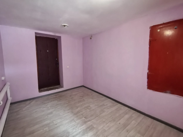 Купить торговые помещения в Гороховеце. Вариант № 2796204, 12, площадь -  квм, цена 1500000 рублей