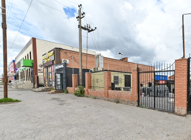 Снять коммерческую недвижимость в Таганроге. Вариант № 59872, 0, площадь -  квм, цена 350000 рублей