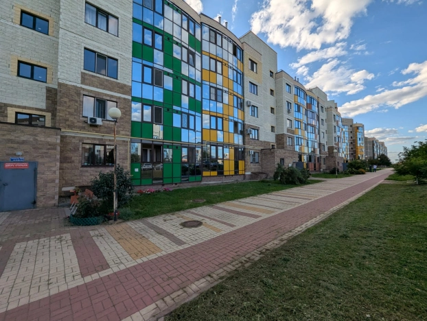 Купить однокомнатную квартиру в Микрорайоне 11-й в Белгороде. Вариант № 2565859, 0, площадь -  квм, цена 3800000 рублей