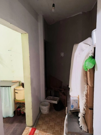 Купить трехкомнатную квартиру в Новосибирской области. Вариант № 9937255, 6, площадь -  квм, цена 10499000 рублей