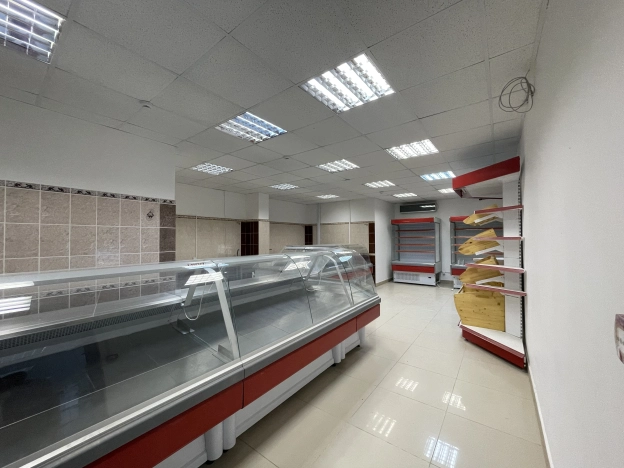 Снять торговые помещения на улице Гагарина в Владимире. Вариант № 5470299, 3, площадь -  квм, цена 140000 рублей