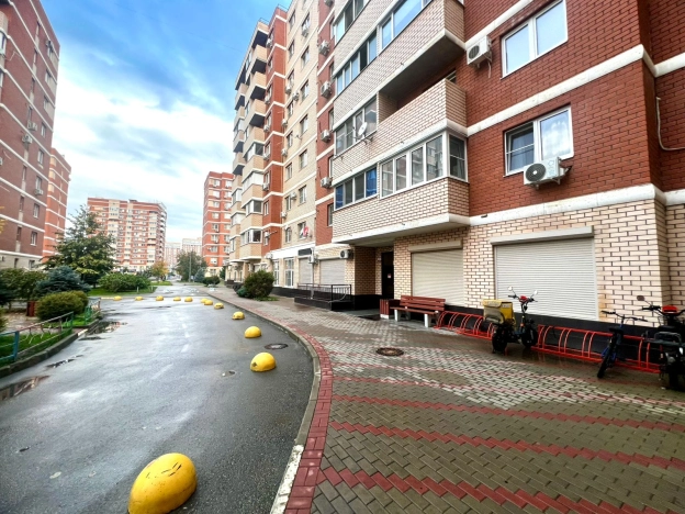 . Вариант № 8352459, 10, площадь - 32 квм, цена 3640000 рублей