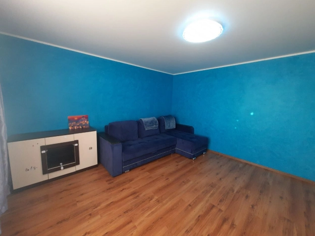 Снять квартиру в Тобольске. Вариант № 10267708, 9, площадь -  квм, цена 40000 рублей