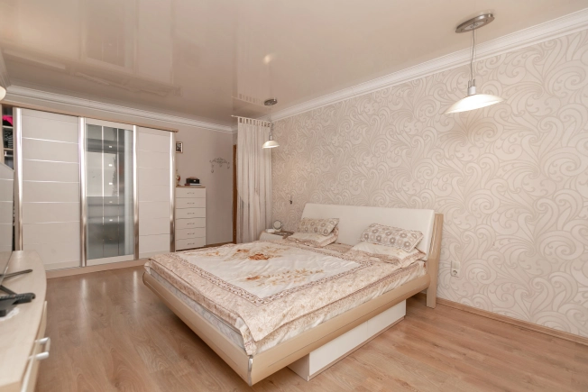 Купить квартиру на улице Сигнальная в Республике Крым. Вариант № 10486444, 16, площадь -  квм, цена 12700000 рублей