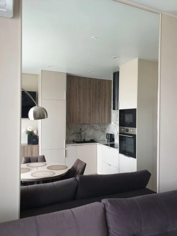 Купить трехкомнатную квартиру в Новосибирской области. Вариант № 9937269, 3, площадь -  квм, цена 16500000 рублей