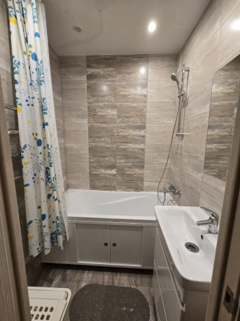 Купить квартиру у метро Парк Культуры в Нижнем Новгороде. Вариант № 9043270, 6, площадь -  квм, цена 6700000 рублей