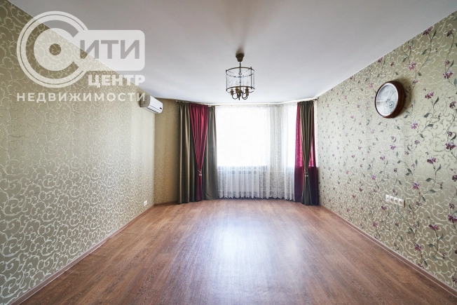 Купить трехкомнатную квартиру в районе Коминтерновский в Воронеже. Вариант № 54508, 7, площадь -  квм, цена 11520000 рублей