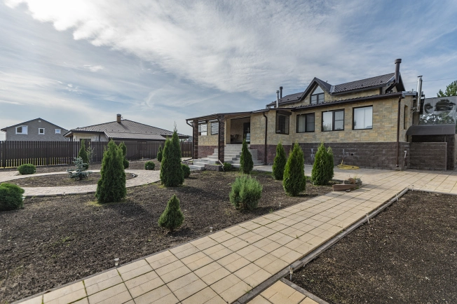 Купить дом в Москве. Вариант № 13726, 3, площадь - квм, цена 31000000 рублей