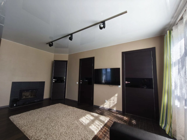 Купить дом в Микрорайоне Порт-Артур в Омске. Вариант № 2906613, 7, площадь -  квм, цена 6200000 рублей