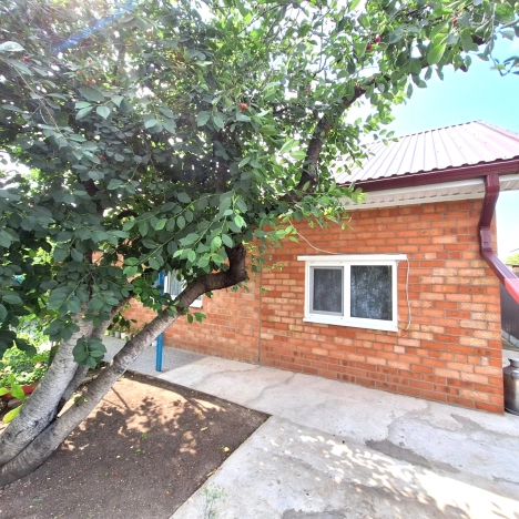 Купить дом на улице Шоссейный переулок в Краснодарском крае. Вариант № 50453, 2, площадь -  квм, цена 5500000 рублей