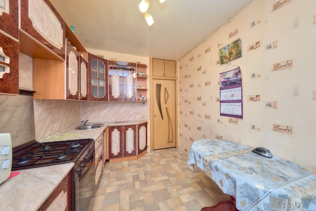 Купить четырехкомнатную квартиру в Рязани. Вариант № 247234, 6, площадь -  квм, цена 5800000 рублей