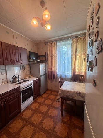 Купить квартиру в Москве. Вариант № 3905650, 4, площадь -  квм, цена 12300000.0000 рублей