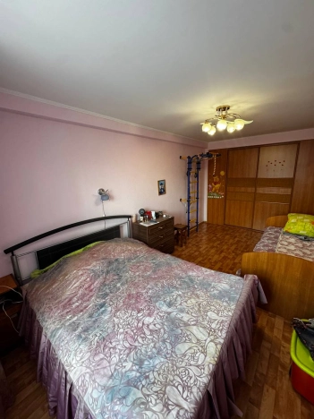 Купить квартиру на улице Комарова в Улан-Удэ. Вариант № 9613524, 10, площадь -  квм, цена 12700000 рублей