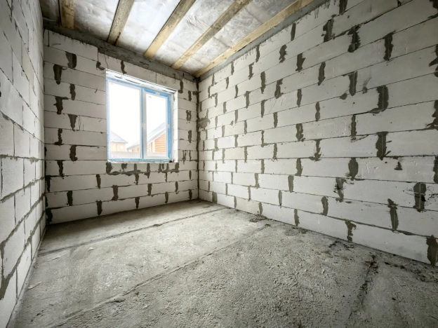 Купить дом в Смоленской области. Вариант № 9217421, 4, площадь -  квм, цена 5790000 рублей