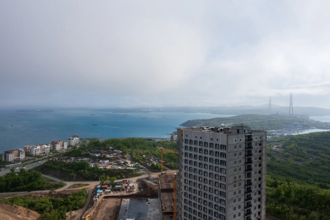 Купить трехкомнатную квартиру в Приморском крае. Вариант № 4137355, 4, площадь -  квм, цена 23476500 рублей