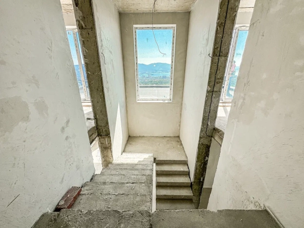 Купить дом на улице Октябрьский переулок в Новороссийске. Вариант № 31409, 26, площадь -  квм, цена 37000000 рублей