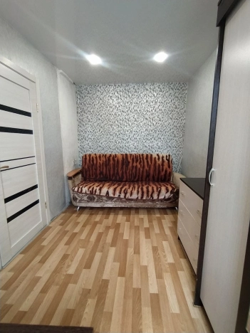 Купить двухкомнатную квартиру на улице Ленина в Тюменской области. Вариант № 60169, 6, площадь -  квм, цена 1500000 рублей