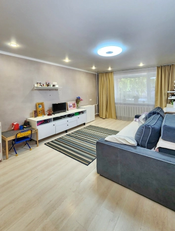 Купить квартиру на улице Островского в Кызыле. Вариант № 5827150, 0, площадь - квм, цена 6599000 рублей