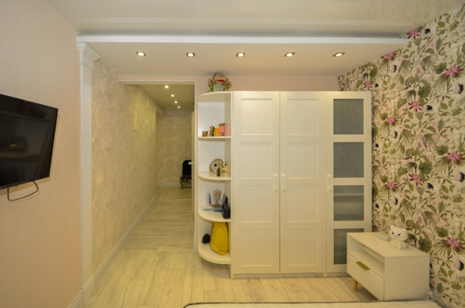 Купить двухкомнатную квартиру на улице Линейная в Новосибирской области. Вариант № 9545458, 9, площадь -  квм, цена 6000000 рублей