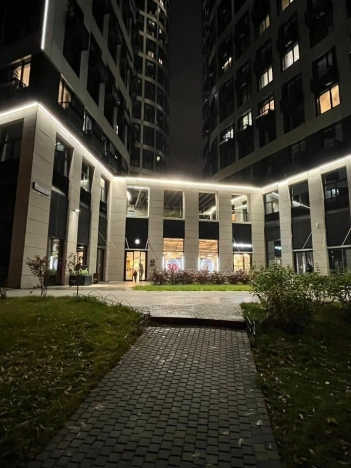 Купить квартиру в Москве. Вариант № 8096861, 16, площадь -  квм, цена 23990000 рублей