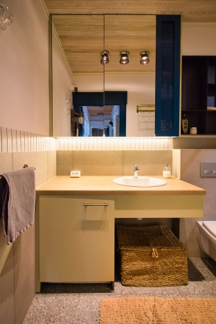 Купить однокомнатную квартиру в районе Октябрьский в Владимире. Вариант № 492299, 9, площадь -  квм, цена 9999000 рублей