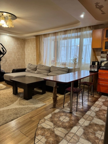 . Вариант № 46194, 8, площадь - 105 квм, цена 9350000 рублей